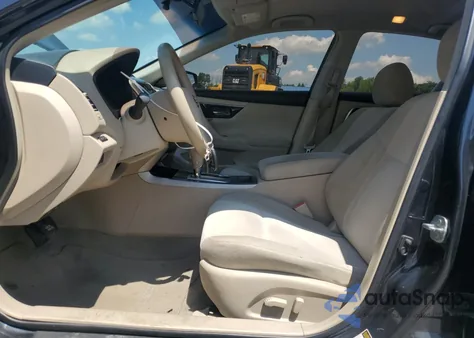 2013 Nissan Altima 2.5 из США, поврежденный, VIN 1N4AL3AP0DC140035